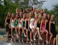 , im on tha bottom row..From left to right in tha green(3rd one)